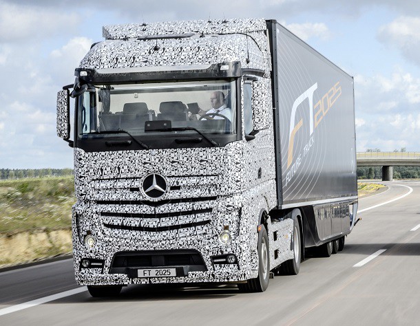 Future Truck 2025 - грузовик будущего без водителя от Mercedes 